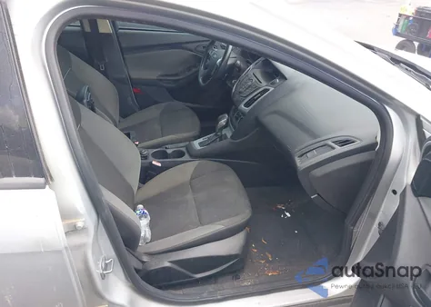 2012 Ford Focus Se z USA, uszkodzony, nr VIN 1FAHP3K28CL106235